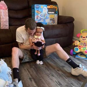 Meet your Posher, Devin